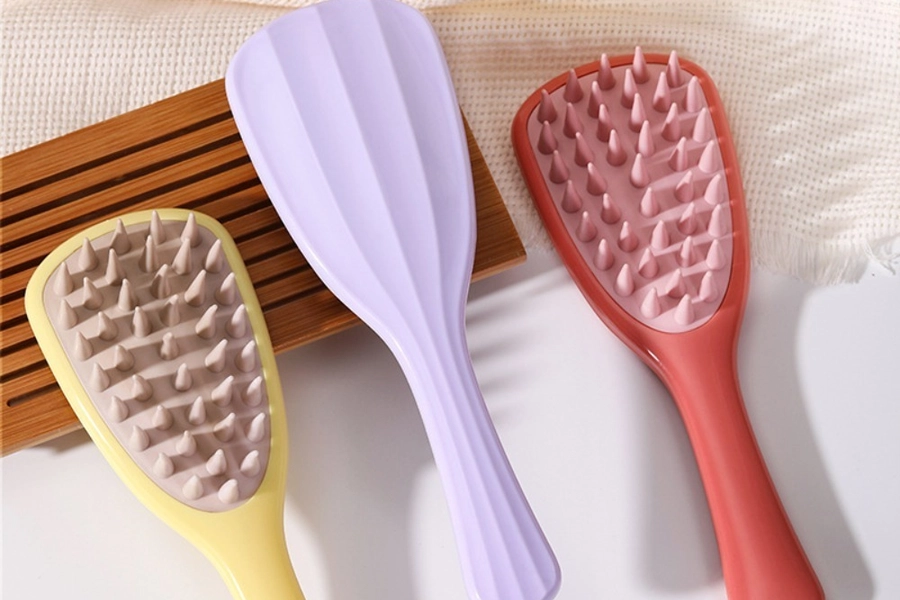 handheld silicone scalp brush